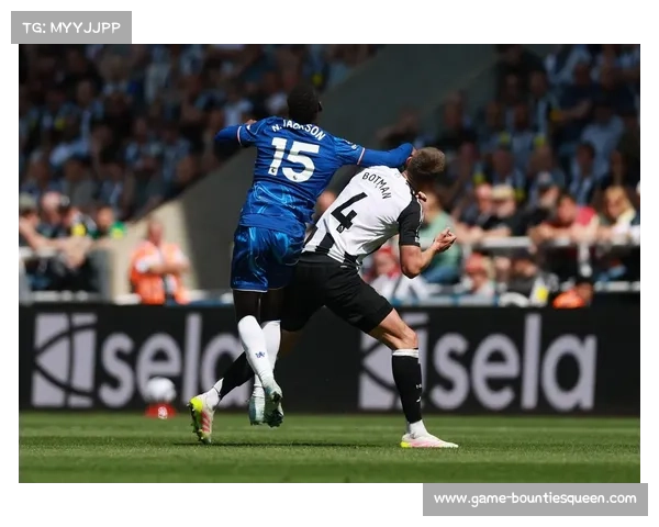 切尔西本赛季英超已领5张红牌,纪律问题成隐患 切尔西本赛季英超已领5张红牌,纪律问题成隐患